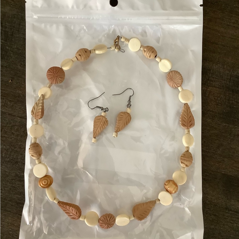 Elegant Cream and Tan Beaded Necklace and Earring Set